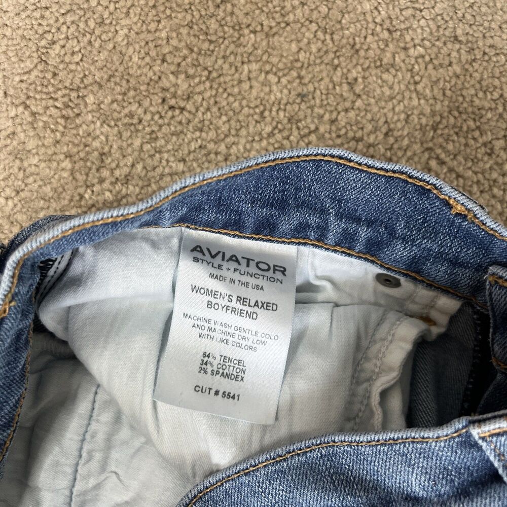 Aviator Jeans Women 26 Relaxed Boyfriend 32" Denim Comfort Medium Wash Travel - Picture 4 of 6